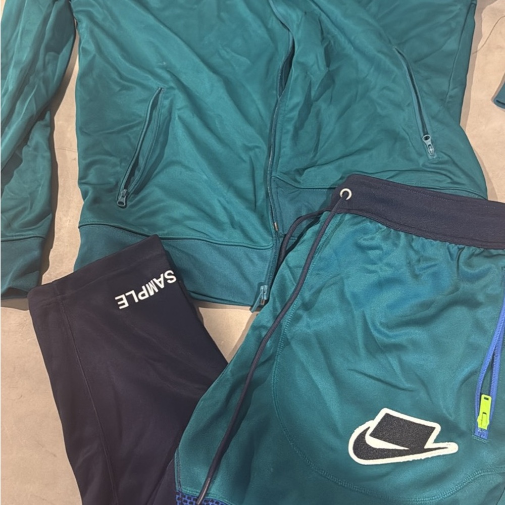 Nike Track suite